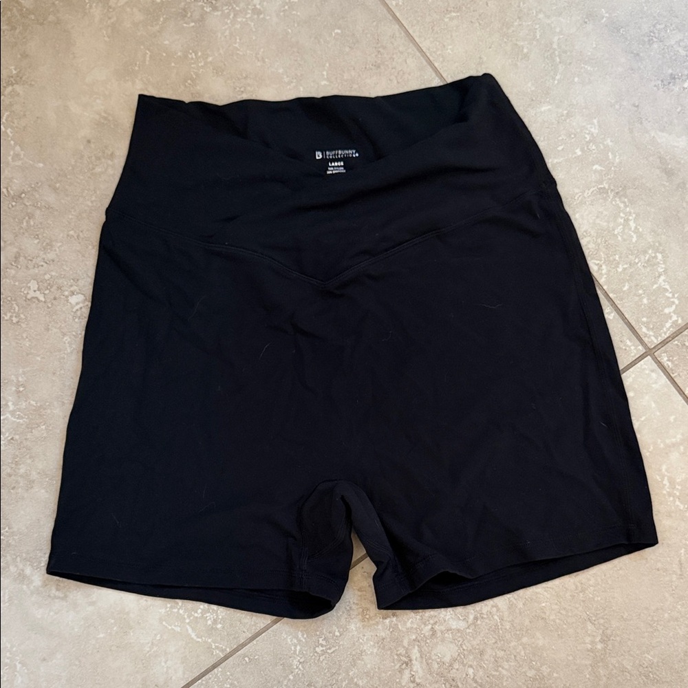 Buff Bunny Short